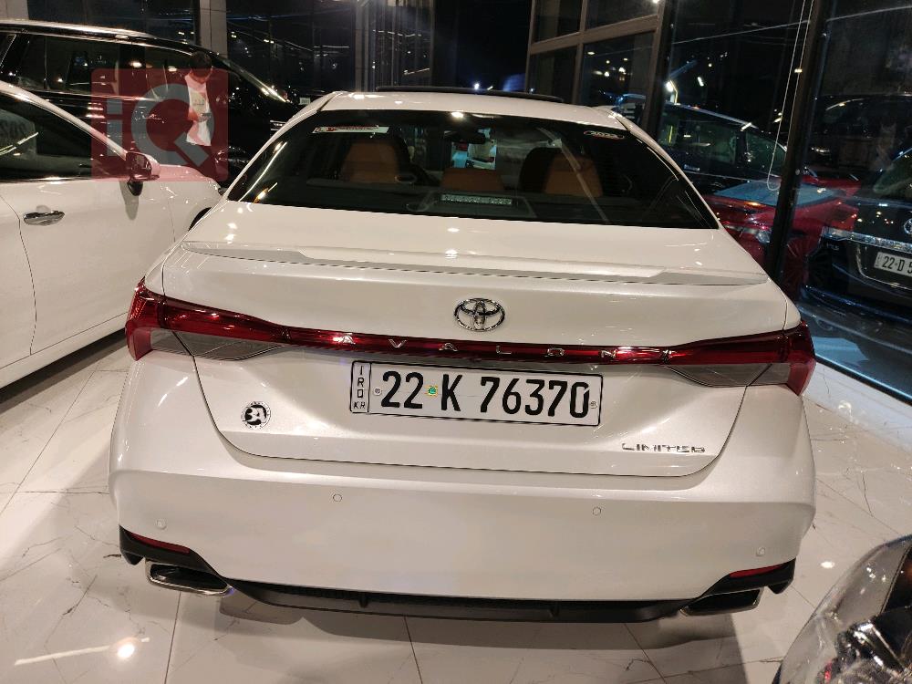 Toyota Avalon
